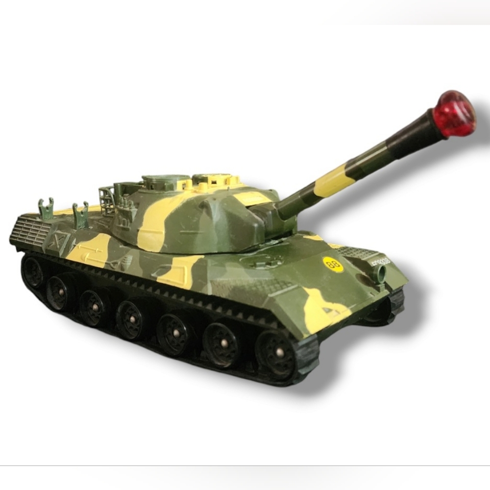 Camo Toy Tank with Remote